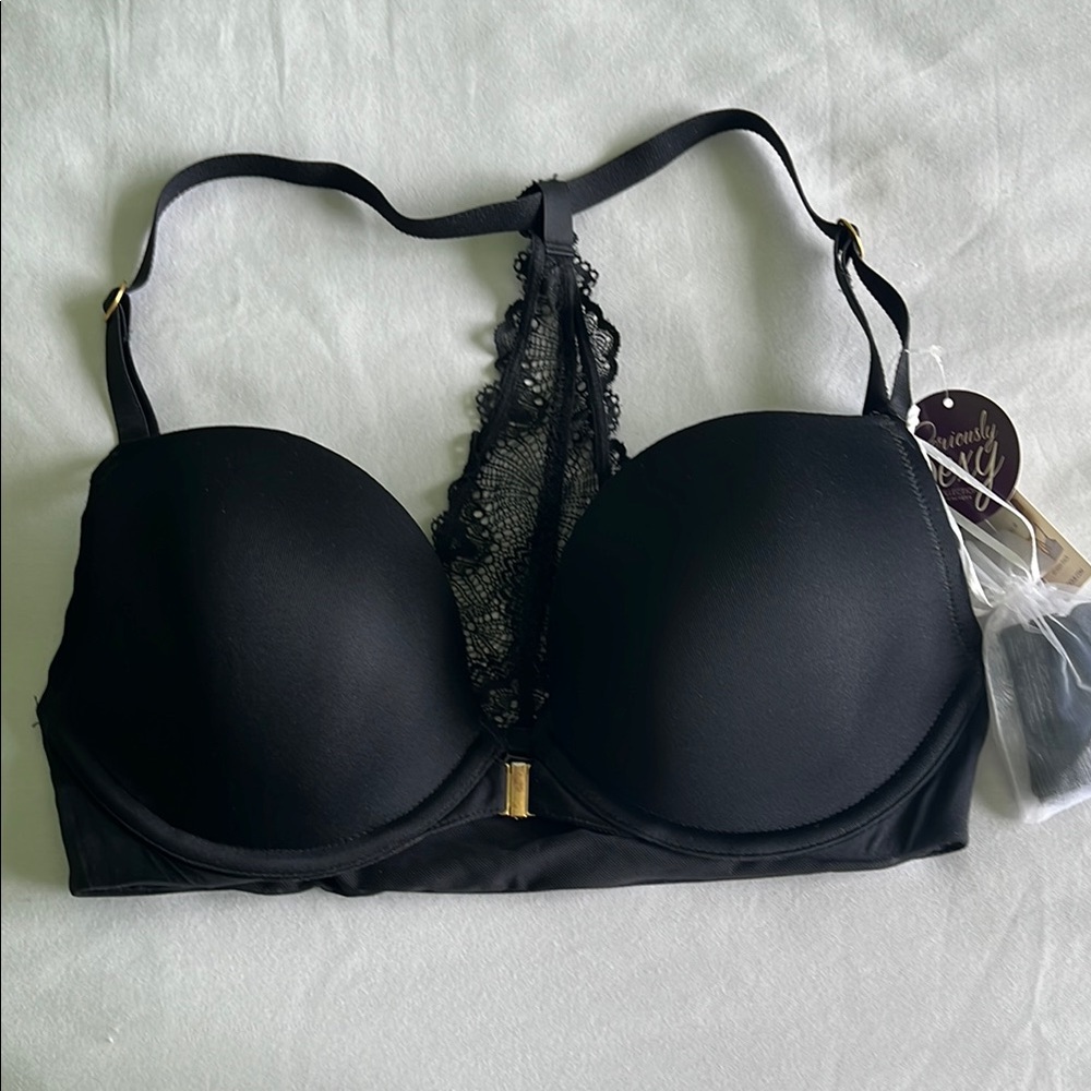 Cacique Convertible Back Plunge